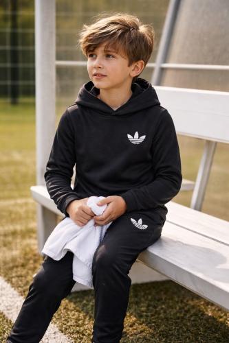 Conjuntos de Niños en Lycra Térmica con Logo