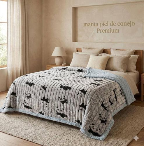 Manta Piel de Conejo  Premium Tamaño  21/2  a Tamaño Queen - Miniatura 2