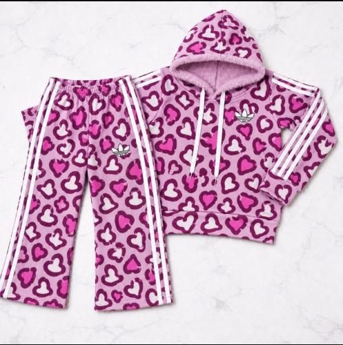 Conjunto Piel Adi Niñas