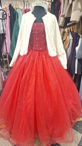 Quinceañeras.
