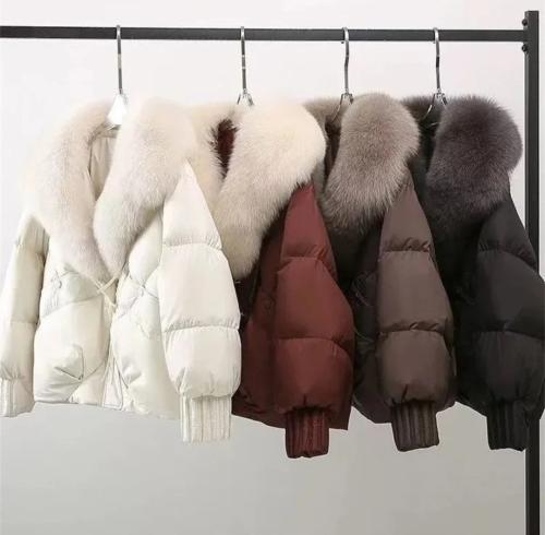 Campera Puffer con Piel en el Cuello - Miniatura 3