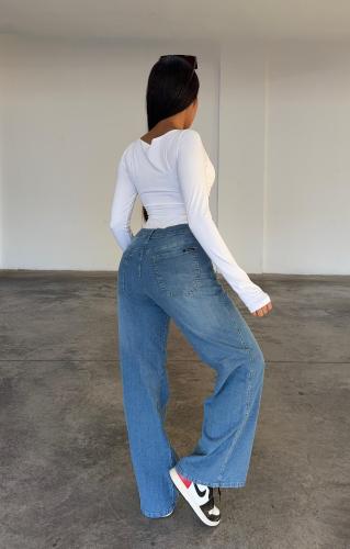 Wide Leg con Bigotes