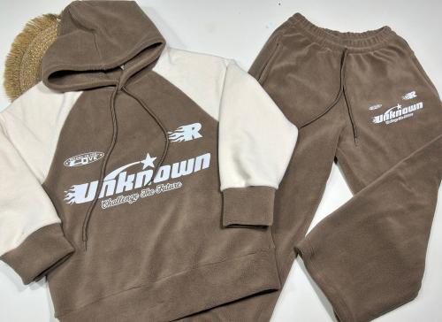 Conjunto Oversize de Niño - Miniatura 5