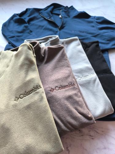 Buzo Columbia Micropolar de Hombre