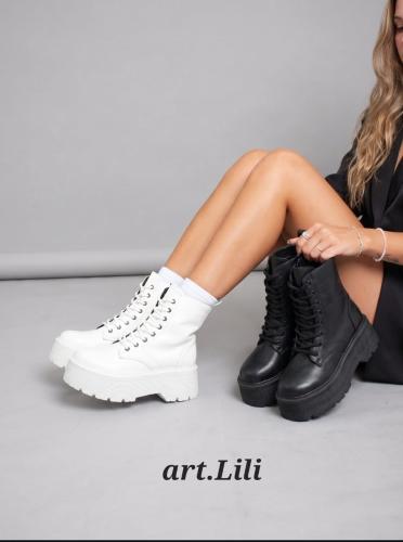 Lili B