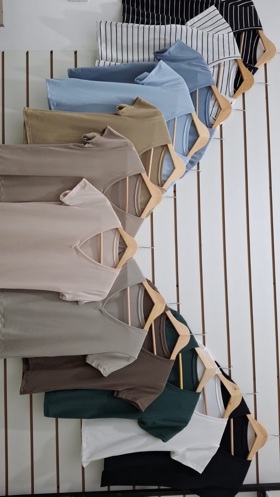 Remera en V por Talles - Modal Soft - Imagen 2