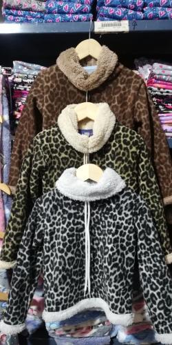 Buzos Print (polar con Piel )