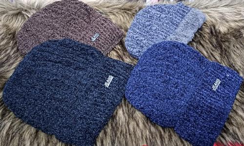 Gorros con Peluche Hombre