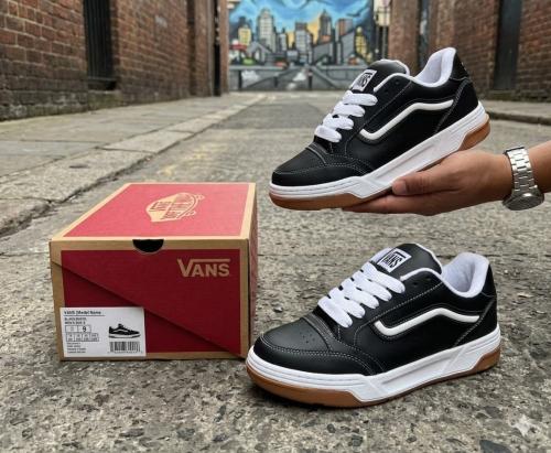 Art Vans Hylane