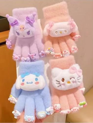 Guantes Sanrio con Pin