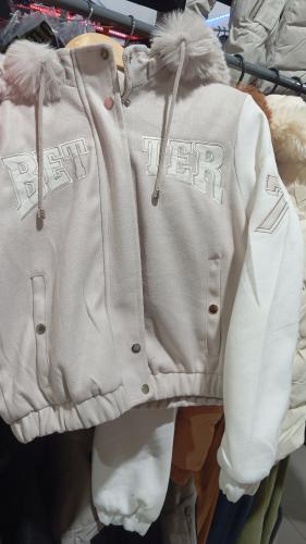 Campera de Paño Universitaria de Mujer Importada - Miniatura 3