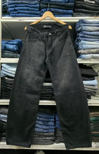 Pantalón Baggy Negro Stone Localizado
