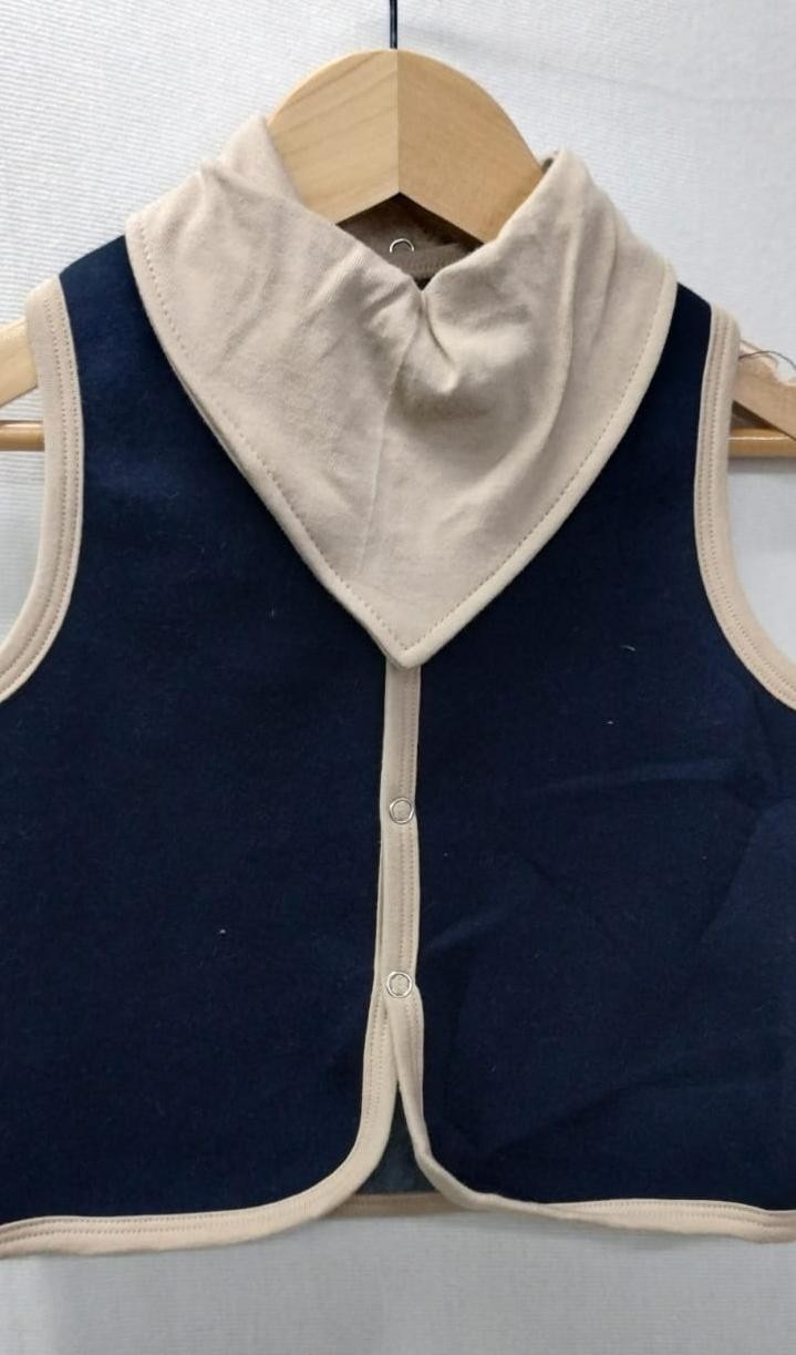 Chalecos de Friza con Broche con Babero Bandana a Juego - Imagen 2