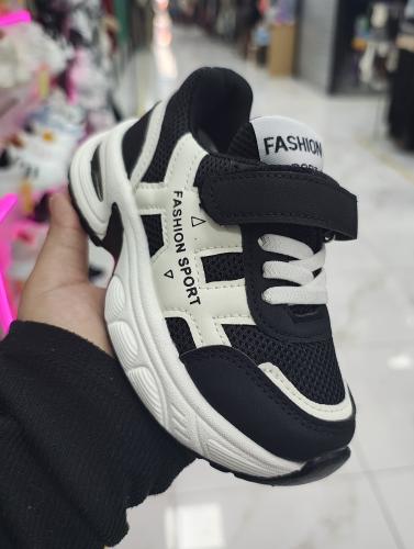 Zapatillas Sport Blancas con Negro 27 y 28