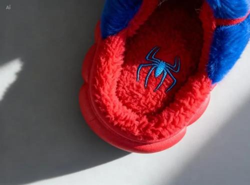 Pantuflas Hombre Araña - Miniatura 2