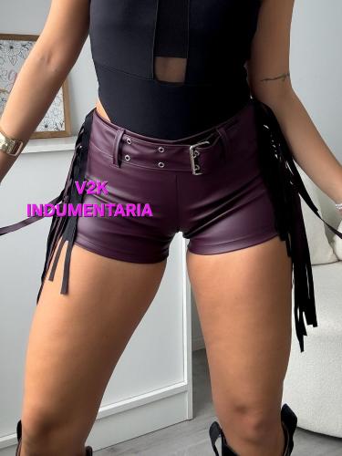 Short con Cinto y Flecos Eso Cuero