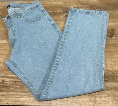 Pantalón Mom Liso Celeste Nev New