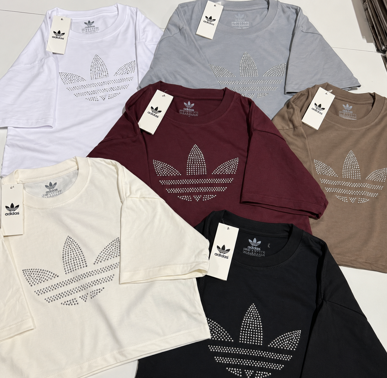 Crop Adds con Strass - EE9BEF38-E282-41C2-9C6E-4B7FBD478631.png