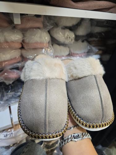 Pantuflas de Dama - Miniatura 2
