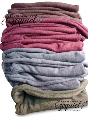 Campera Especial Polar con Piel - Miniatura 2