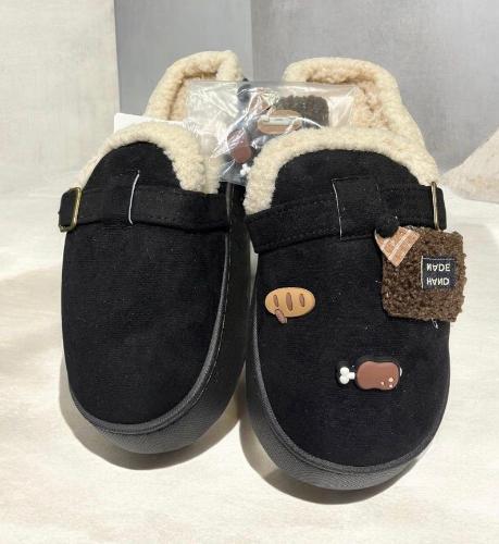 Pantuflas Gamusa Peluche con Apliques