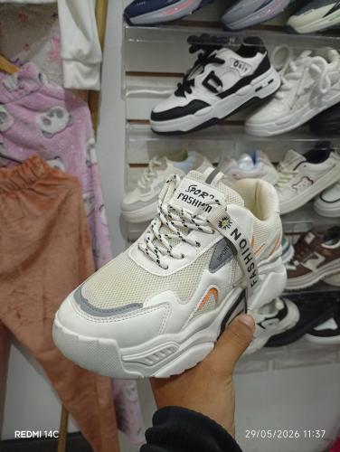 Zapatilla Importada Fashion - Miniatura 2