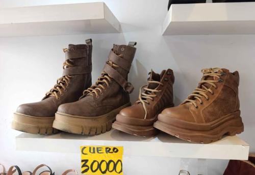 Zapatos de Cuero Solo Talle 40