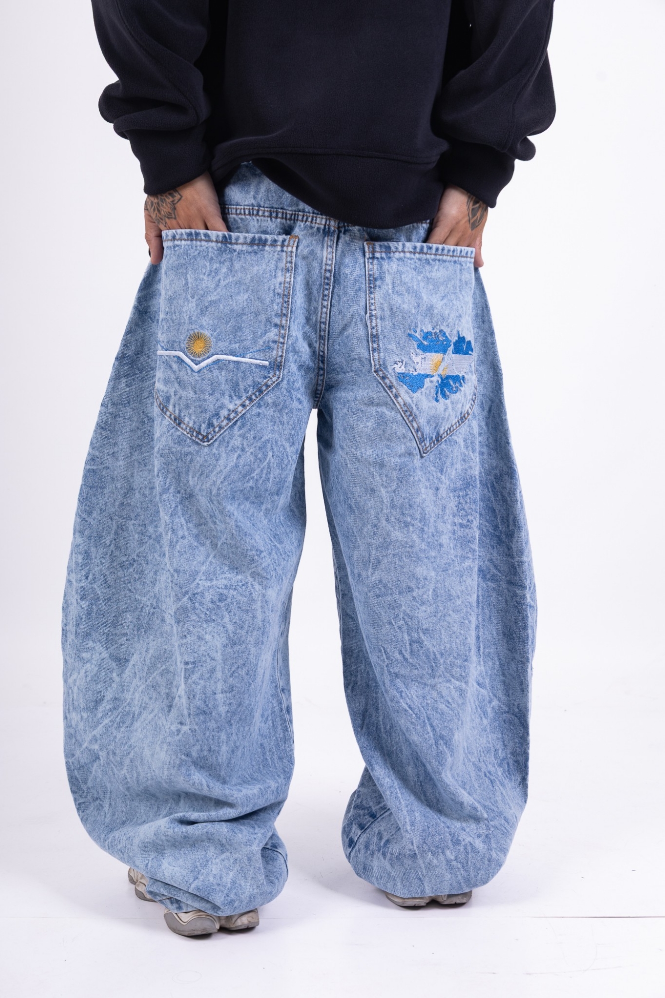 Jeans Balloon Fit de Hombre Art Patagonia Denim - Imagen 2