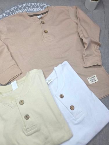 Camiseta con Boton