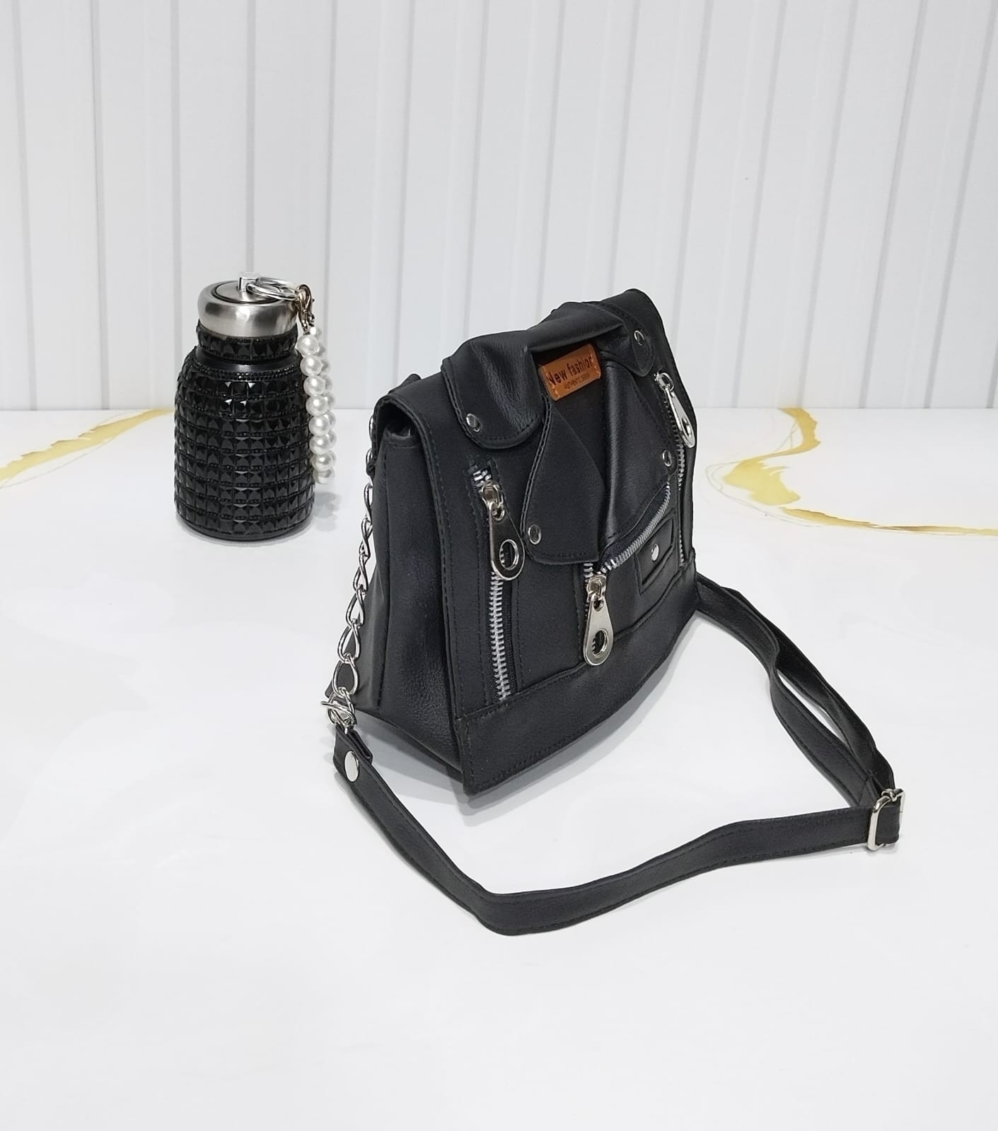Morral de Cuero Ecológico*
excelente Calidad.
tira Alargable. - Imagen 4