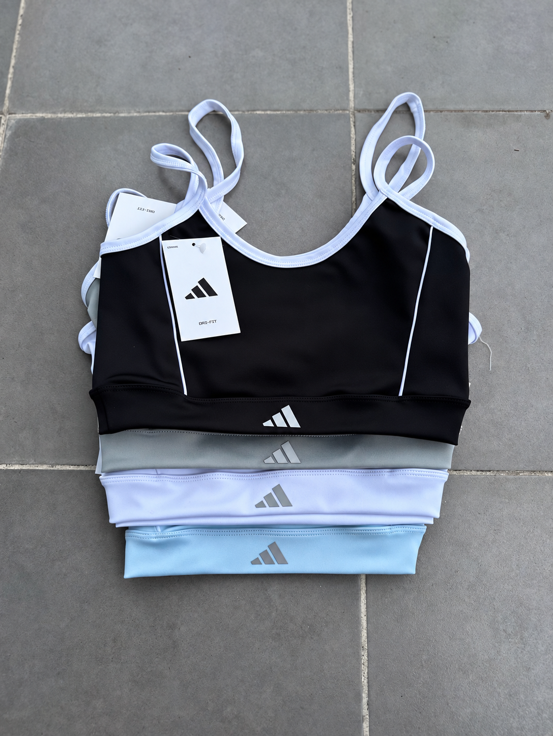 Conjunto Lycra de Dama - EE174981-3872-4B47-B9C8-38ED80FA5C40.png