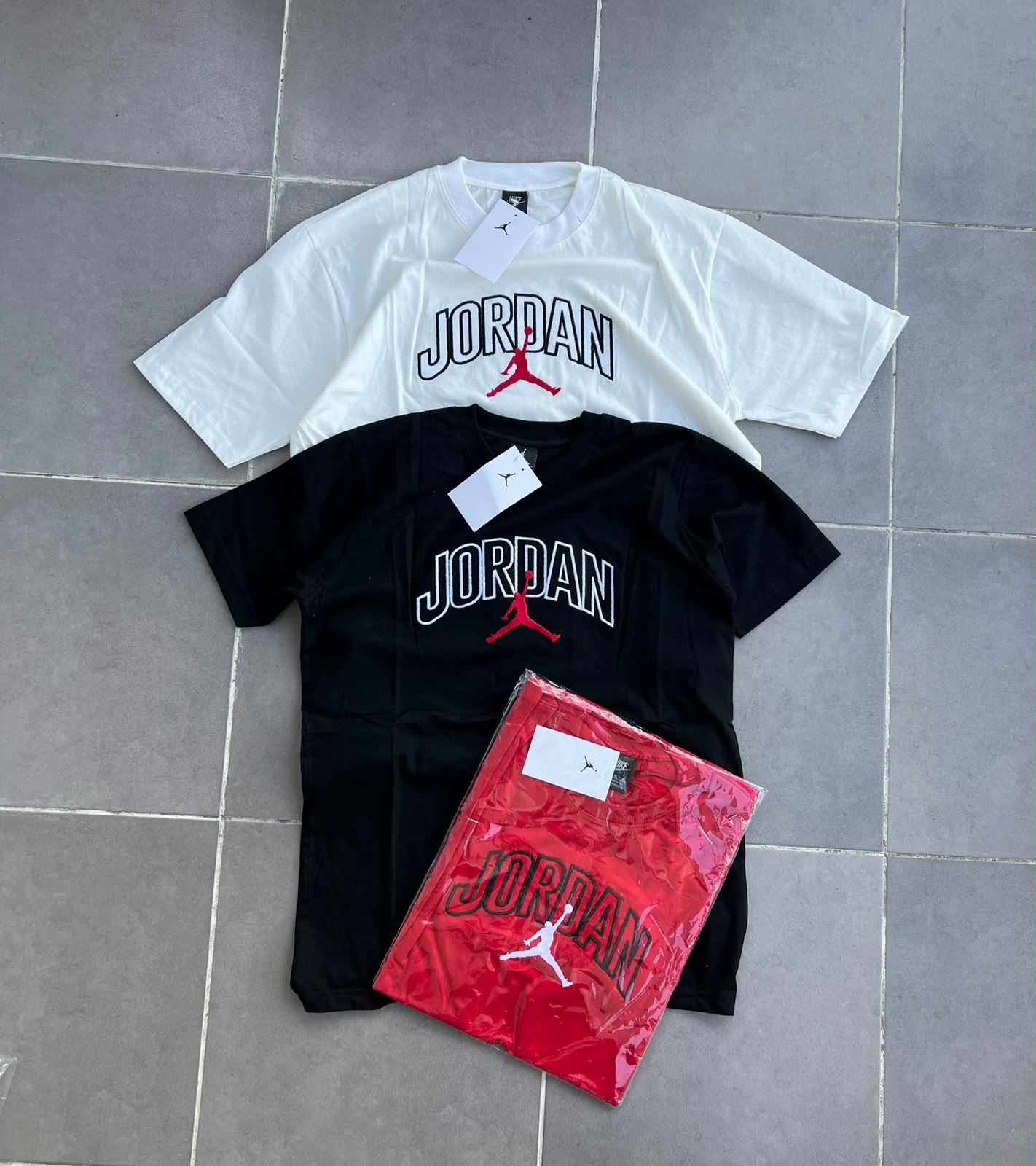 Remera Bordado - 28f7829d-b10c-4427-92ff-54801ba5f184.jpeg