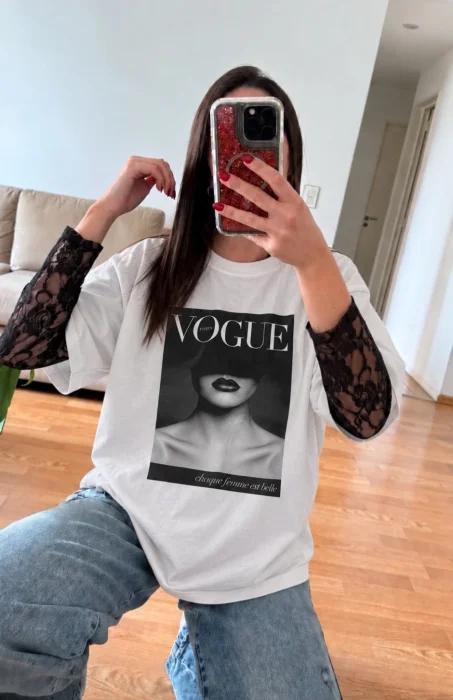 Remera Vogue