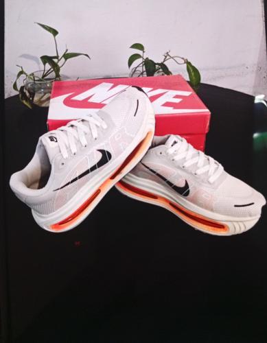 Nike Vomero Plus K53
