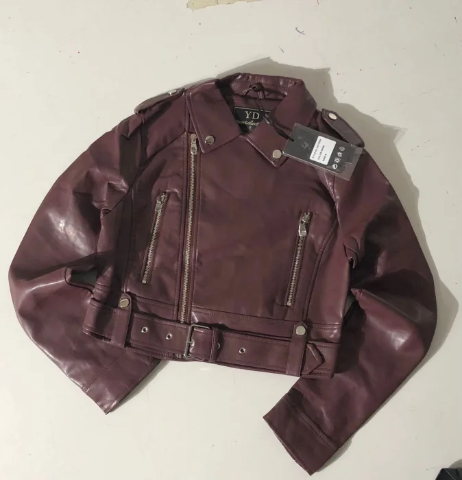 Campera Símil Cuero Cruzada