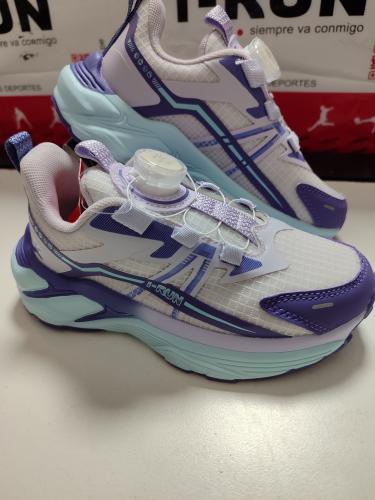 Zapatillas con Regulador 25 al 30 - Miniatura 2