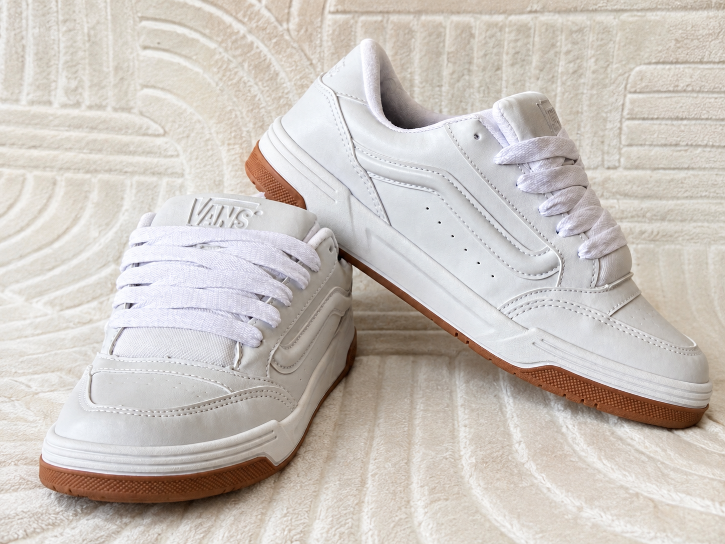 Vans Hylane - ChatGPT%20Image%202%20sept%202026%2C%2013_30_34.png