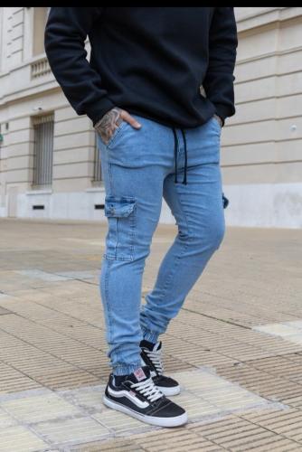 Jogger Elastizado Celeste - Miniatura 5