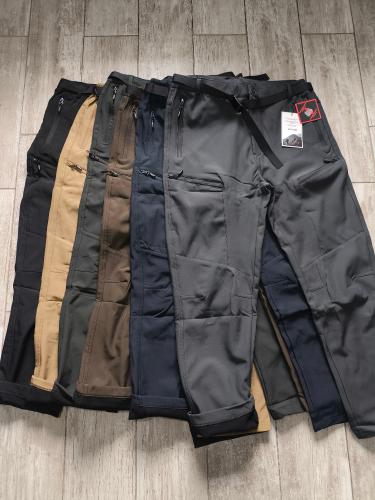 Pantalón Softshell Impermeable Lionesa