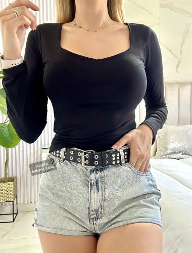 Camiseta Cuello Espejo Modal - Miniatura 4