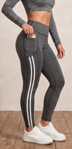 Calza con Triple Bolsillo Líneas Frizada