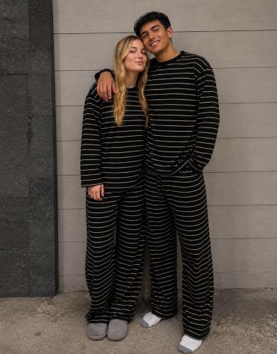 Pijama Conjunto Unisex- Tela Darlon - Miniatura 2