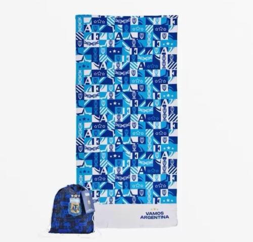 Toallon con Mochila de la Seleccion Argentina - Miniatura 1