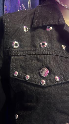 Campera Black con Tachas y Ojales - Miniatura 3