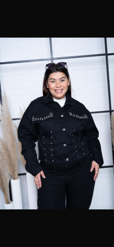 Campera Black con Tachas