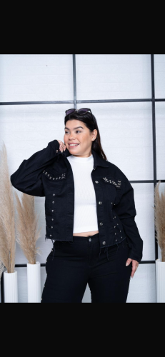 Campera Black con Tachas - Miniatura 2