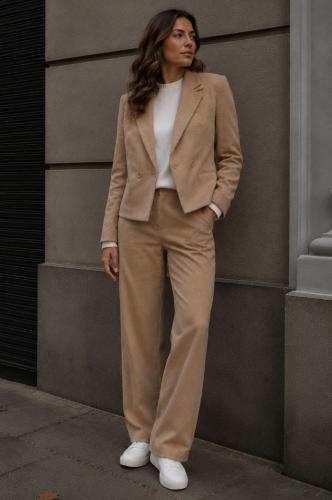 Conjunto Gamuzado Blazer y Pantalon