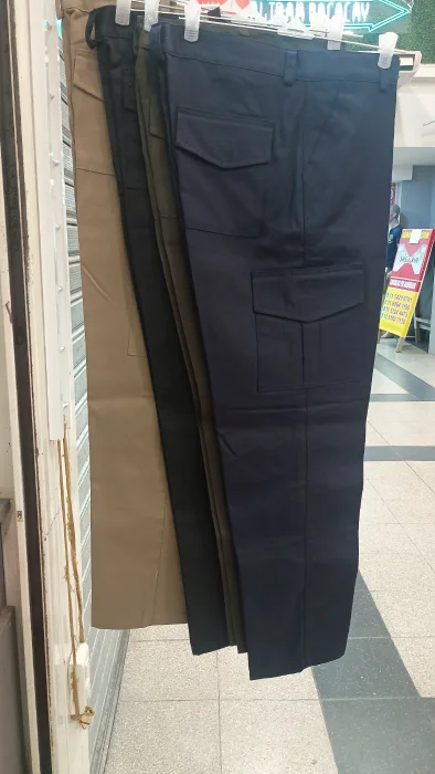 Pantalón Cargo Gabardina Rígida