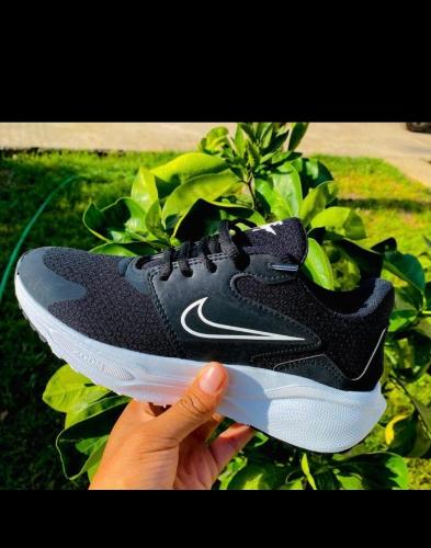 Nike Zoom2