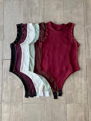 Musculosa Modal Soft con Tachas